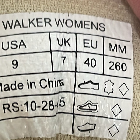 EUC Women’s VIONIC Walker Taupe Sneakers Size 9 - Picture 6 of 8